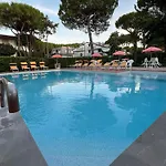 Апартаменты Casa Bianca Village *