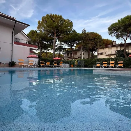 Апартаменты Casa Bianca Village Линьяно-Саббьядоро