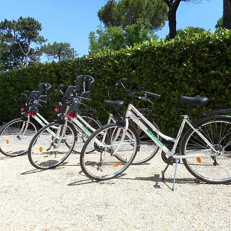 Casa Bianca Village *